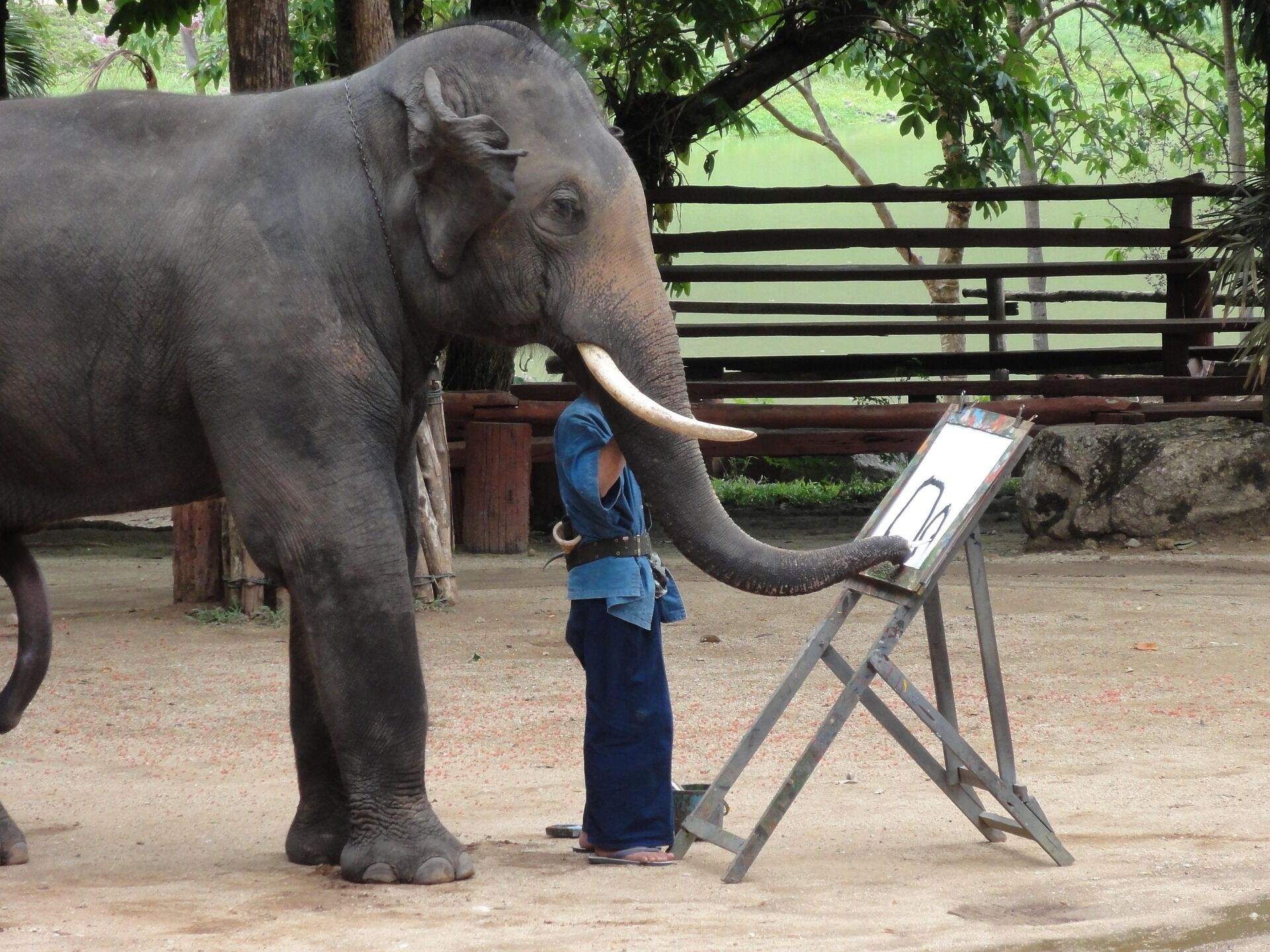 Photograph the enduring spirit of Lampang’s artisanal history